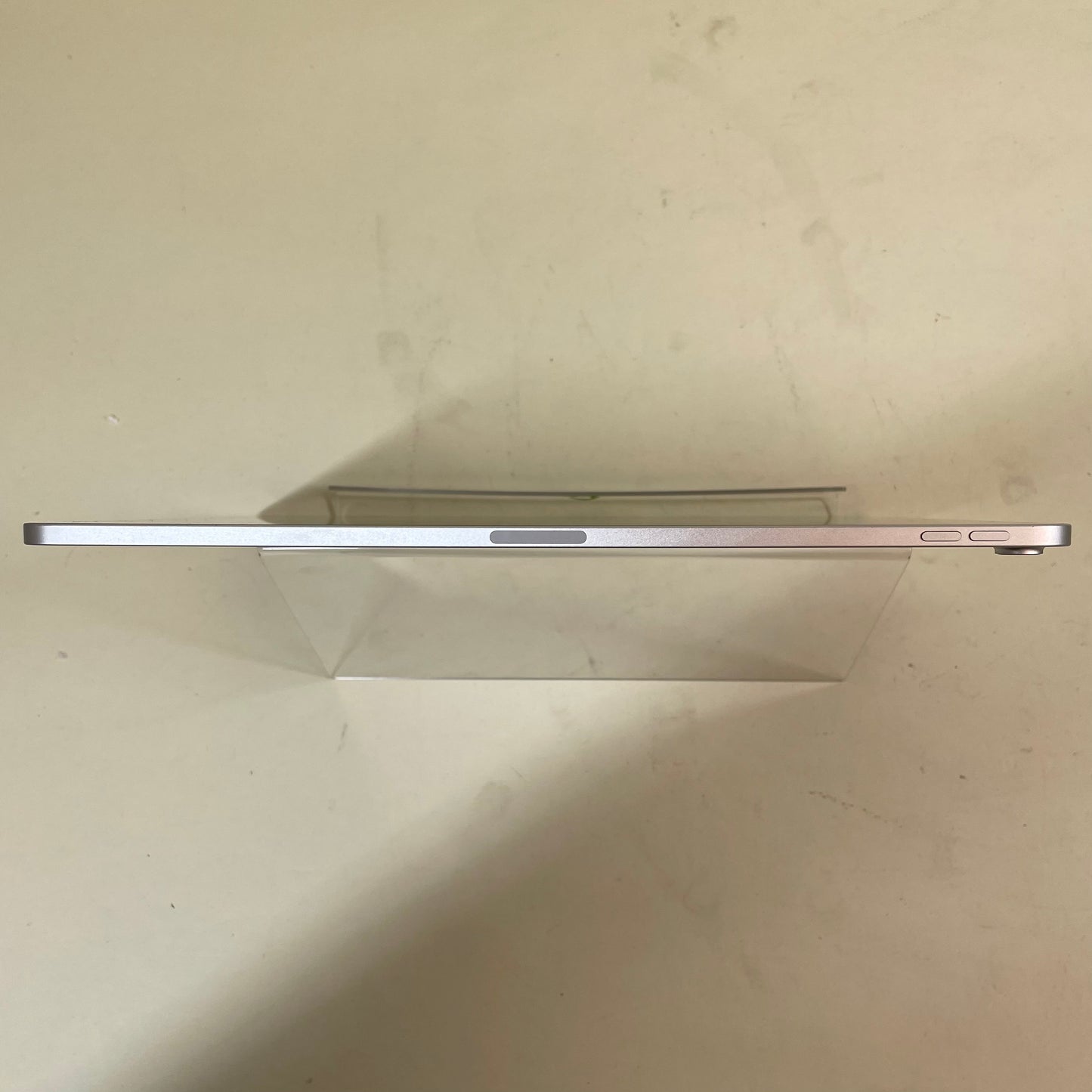 WiFi Only Apple iPad Pro 12.9" 3rd Gen 64GB Silver MTEM2LL/A