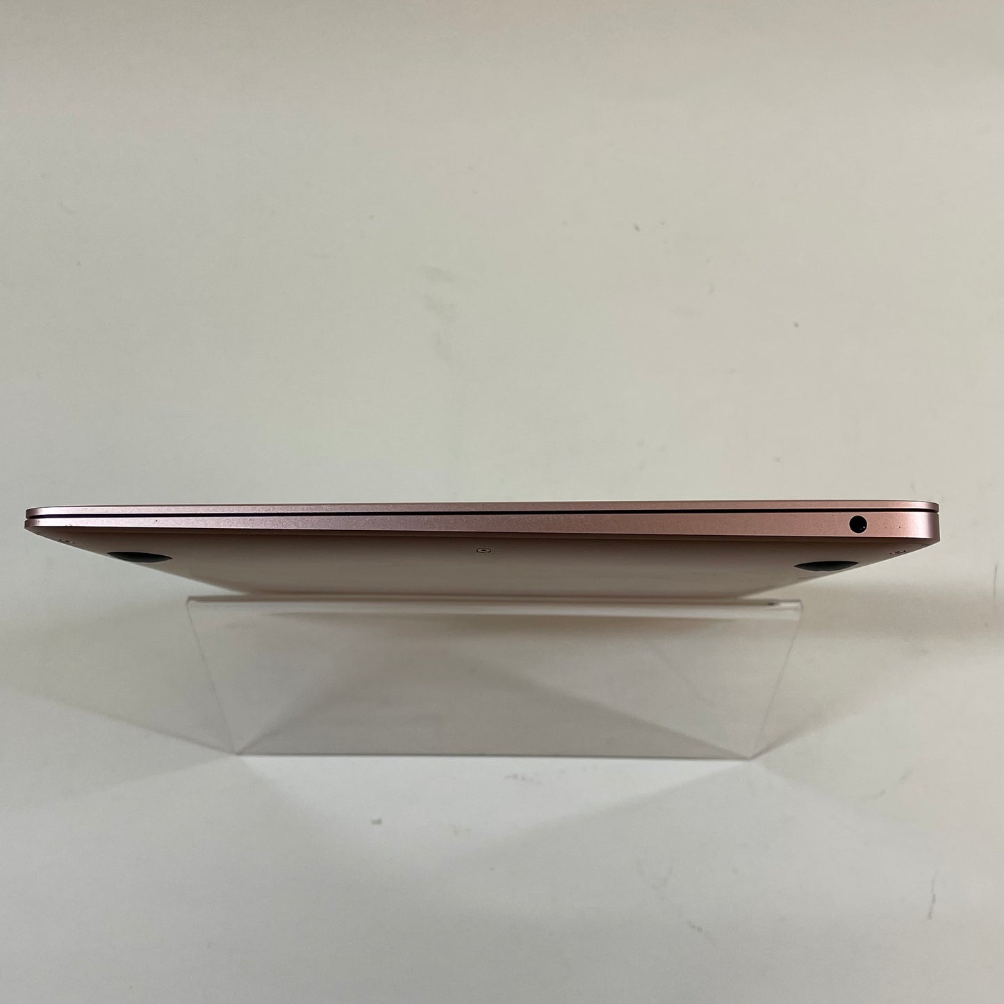 2020 Apple MacBook Air 13.3" M1 7C GPU 3.2GHz 8GB RAM 256GB SSD A2337