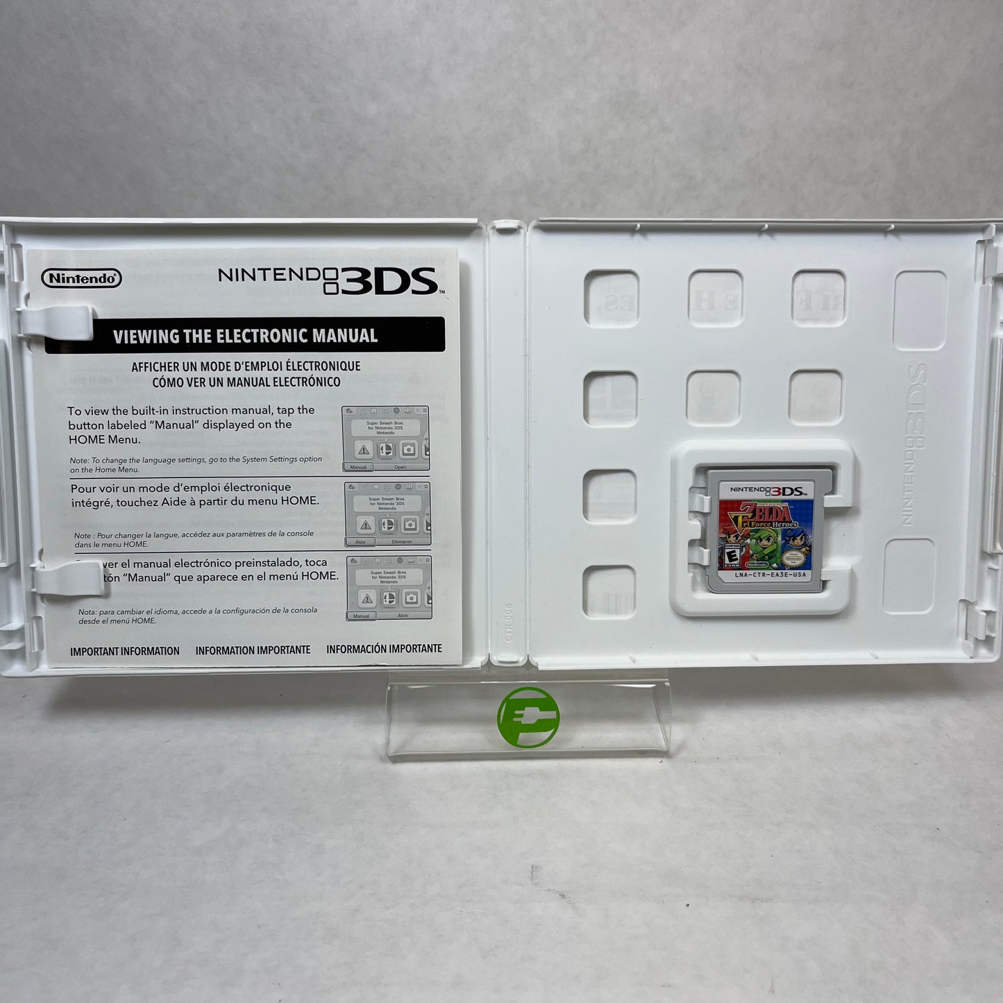 The Legend of Zelda Tri Force Heroes (Nintendo 3DS, 2015)