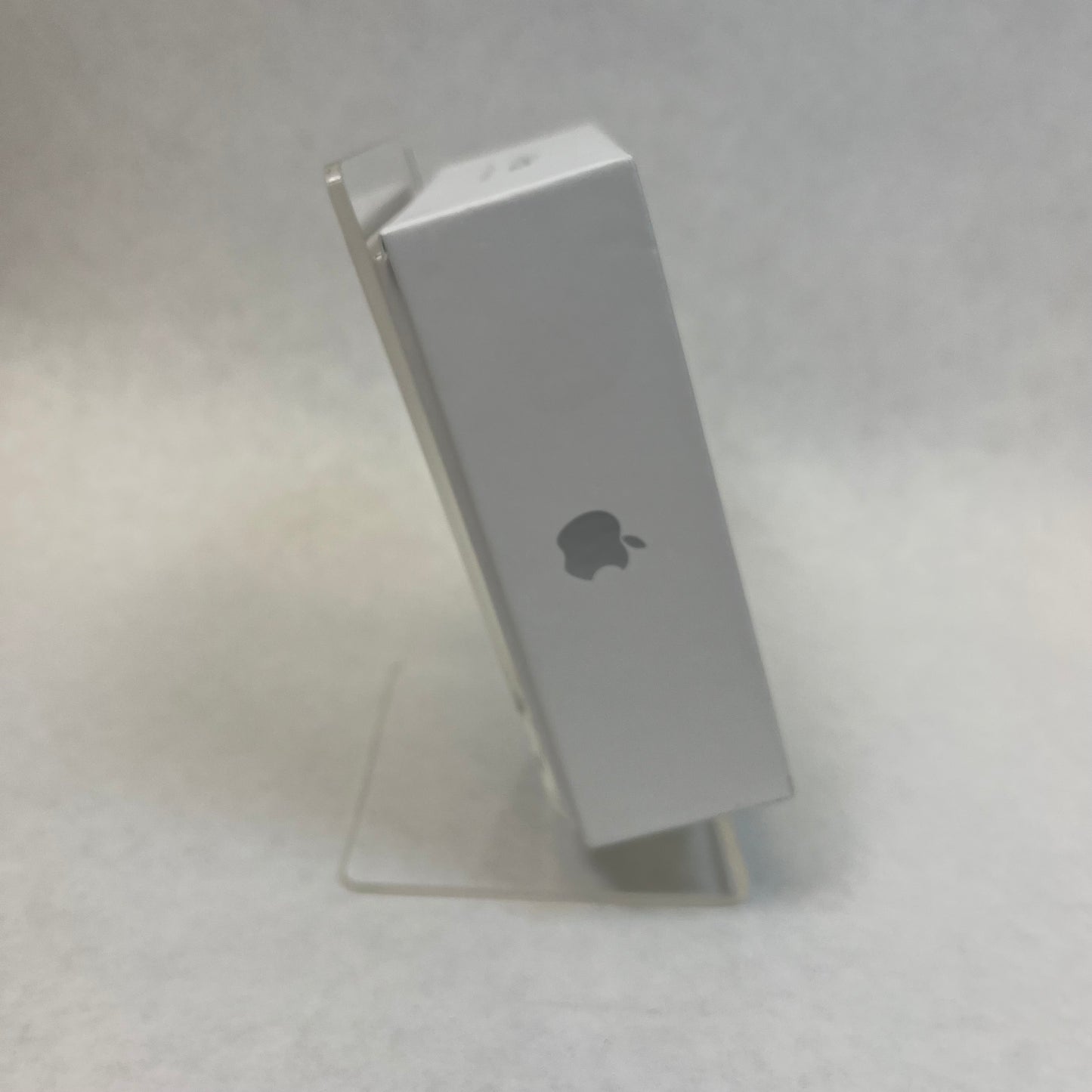 Apple AirPods 1st Gen with Wireless Charging Case A2032 A2032 A1938 MRXJ2M/A