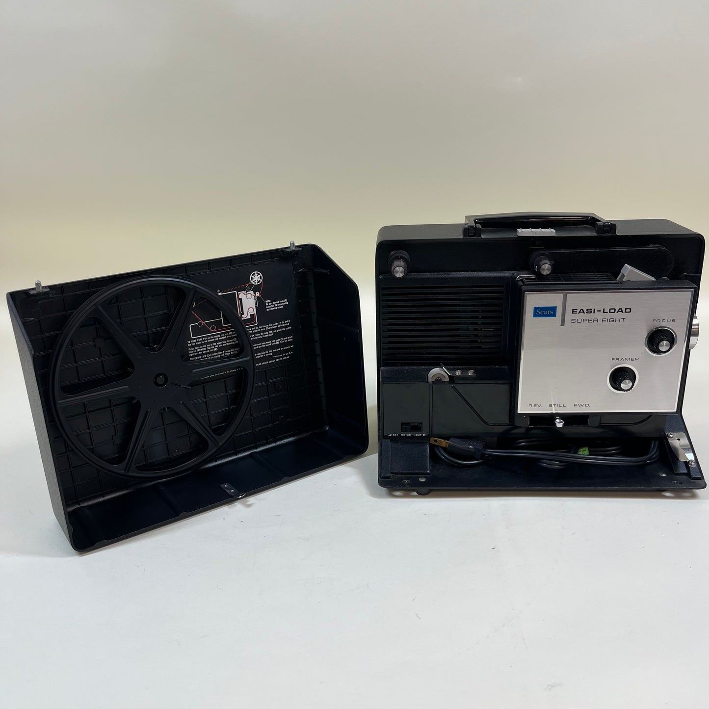 Sears Easi-Load Super Eight Movie Projector 813-92230
