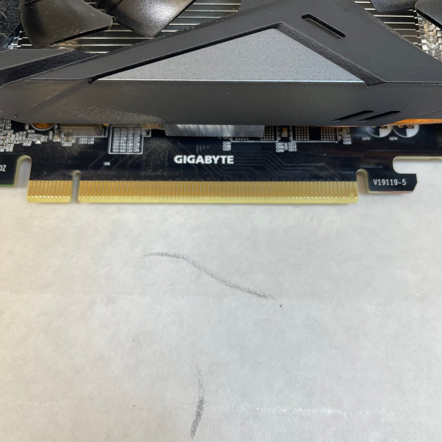 Gigabyte GeForce RTX 2060 D6 6G 6GB GDDR6 Graphics Card GV-N2060D6-6GD