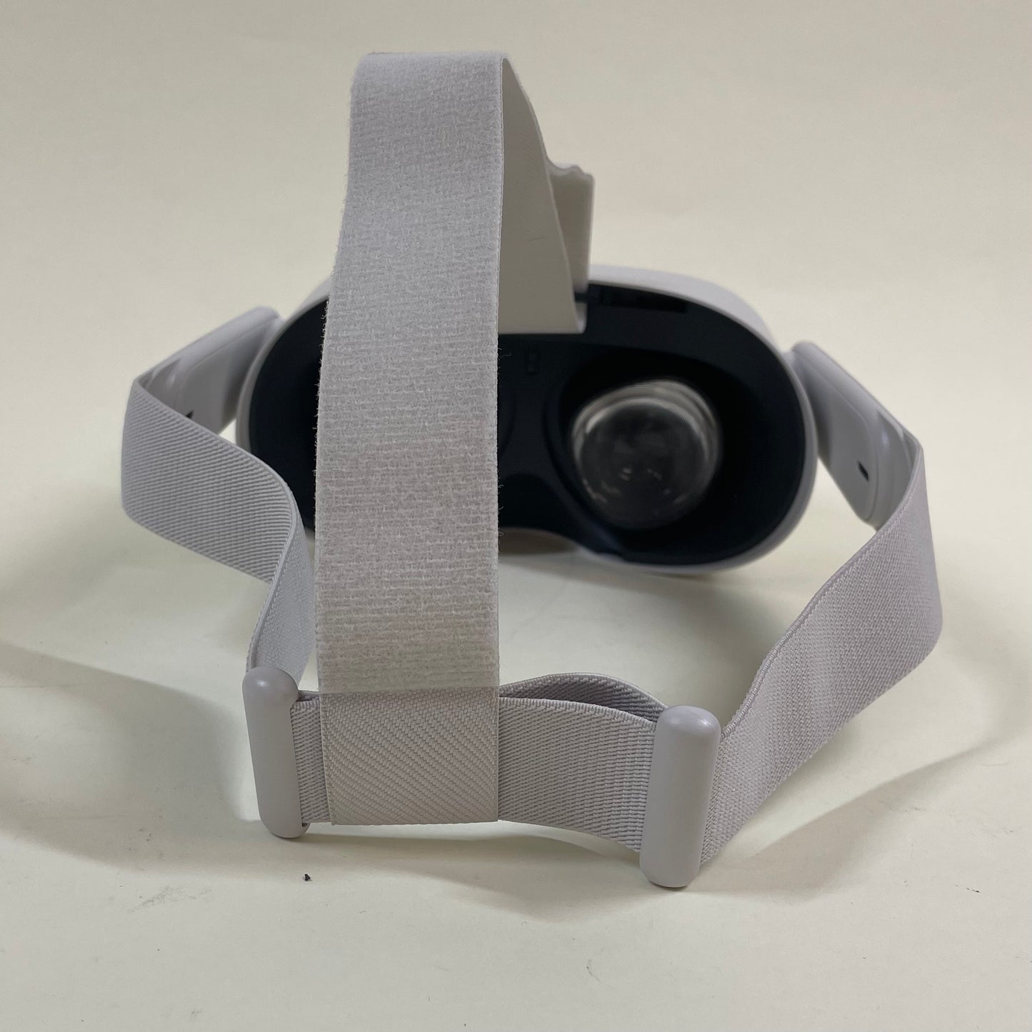 Oculus Quest 2 256GB Standalone All-in-One VR Headset KW49CM