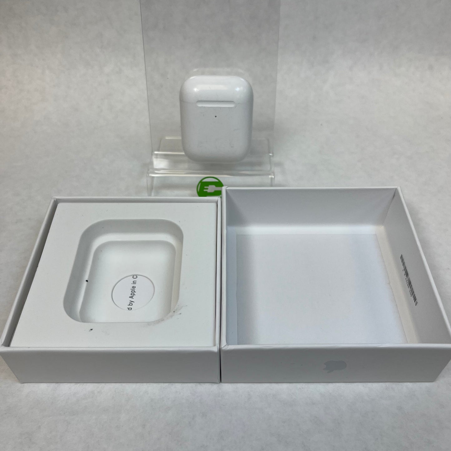 Apple AirPods 1st Gen with Wireless Charging Case A2032 A2032 A1938 MRXJ2M/A