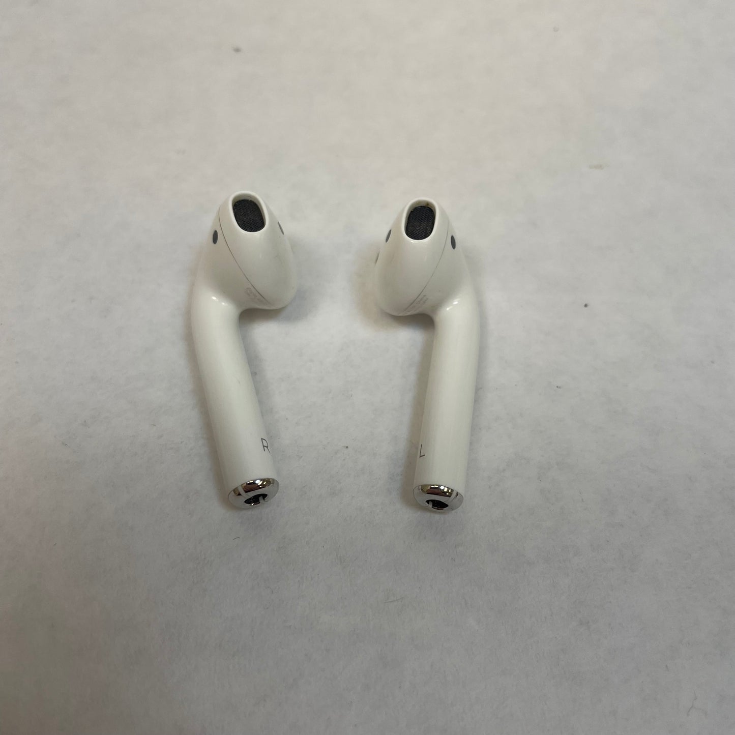 Apple AirPods 1st Gen with Charging Case A1722 A1523 A1602 A1602