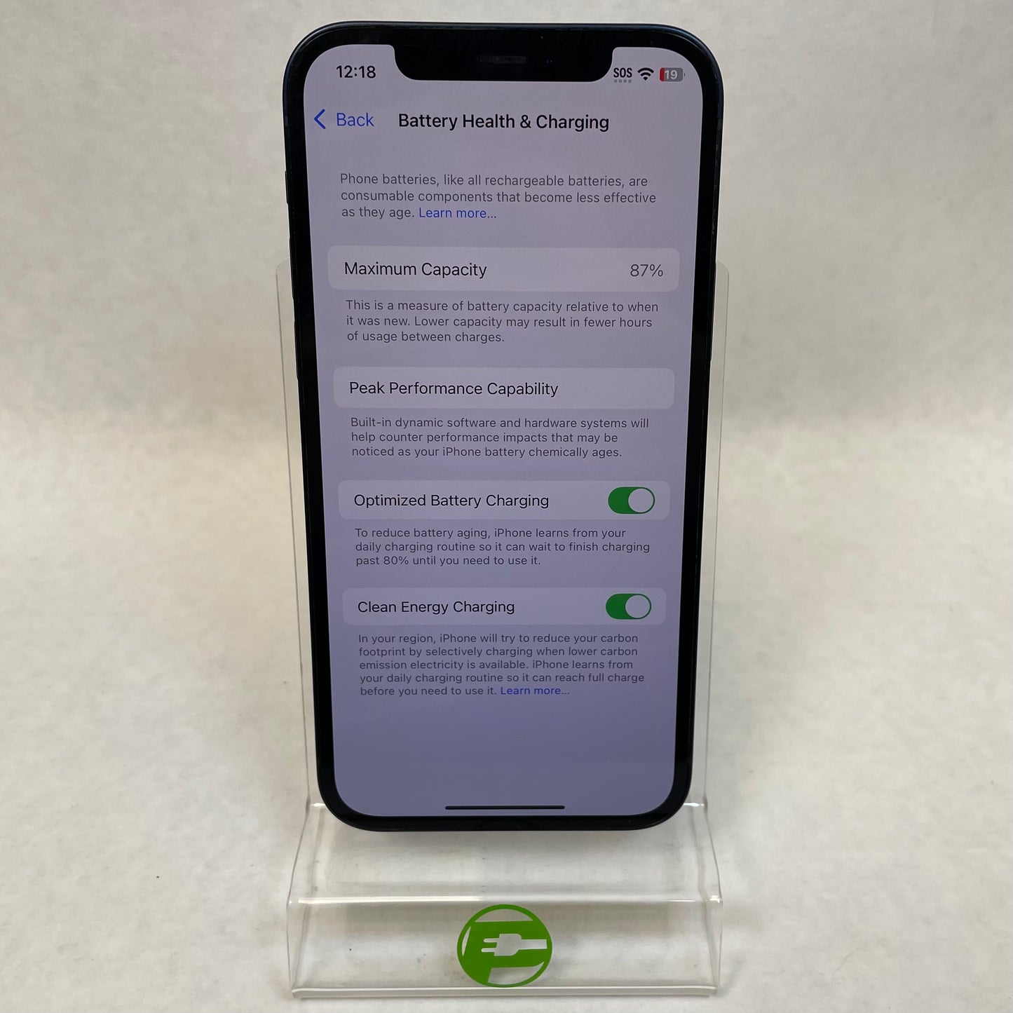 Unlocked Apple iPhone 12 64GB 18.3.1 Black NGF43LL/A