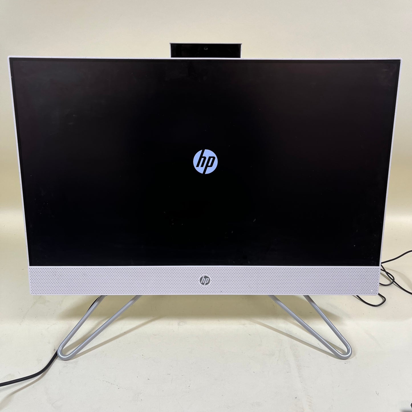 HP All-in-One PC 24-CB1023W 23.8'' i3-1215U 1.20GHz 8GB RAM Intel UHD Graphics
