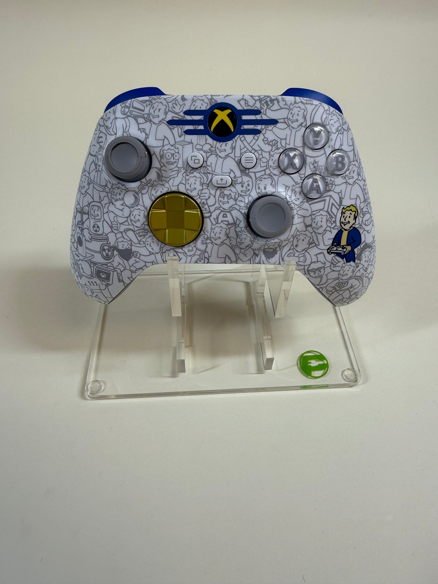 Microsoft Xbox Series S 512GB Console Gaming System White 1883