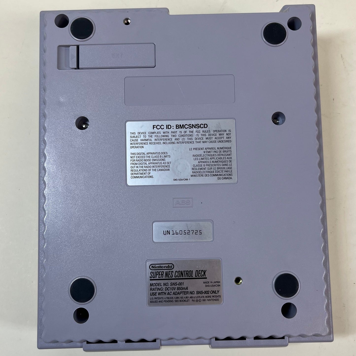 Super Nintendo Entertainment System SNES Video Game Console SNS-001 Grey