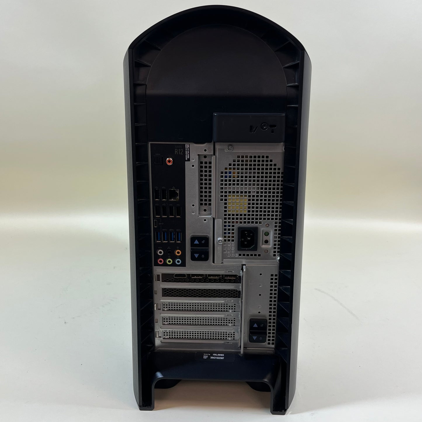 Alienware Aurora R12 i7-11700F 2.50GHz 16GB RAM 1TB SSD Nvidia GeForce RTX 3070