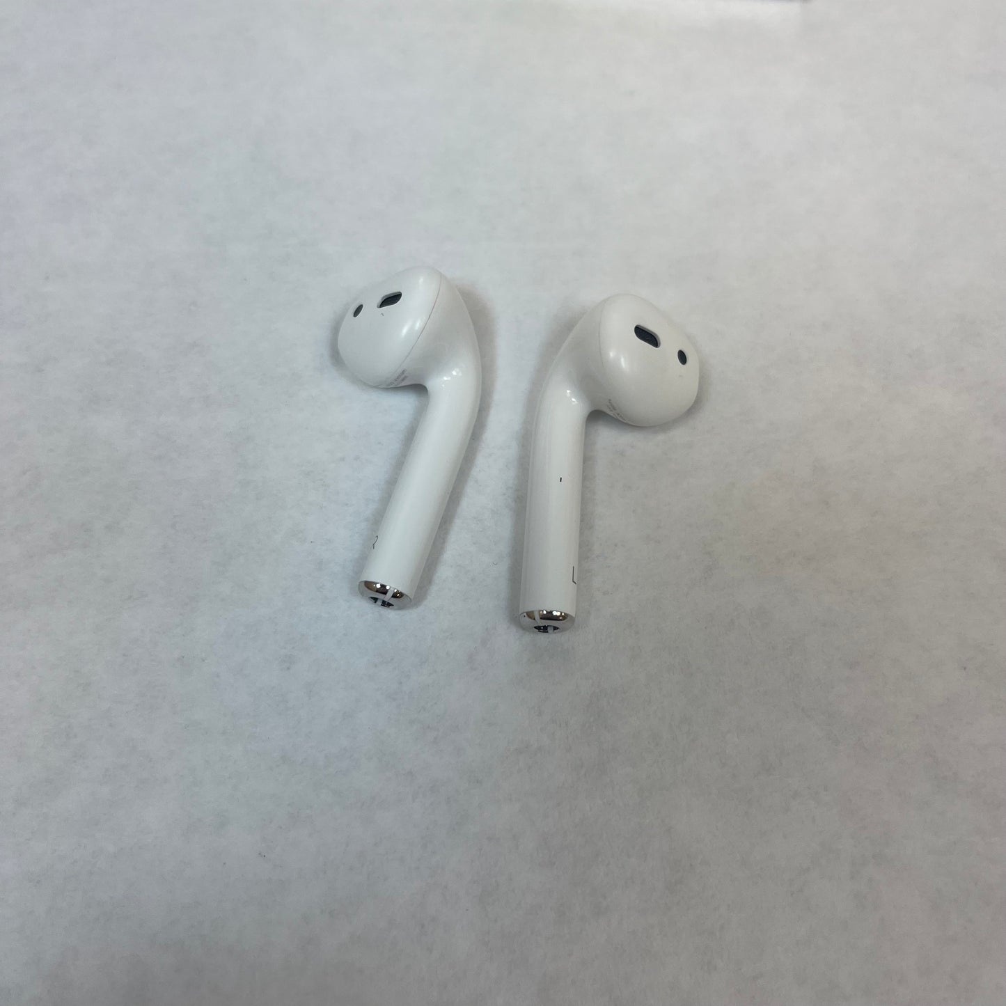Apple AirPods 1st Gen with Charging Case A2031 A2032 A1602 A2031