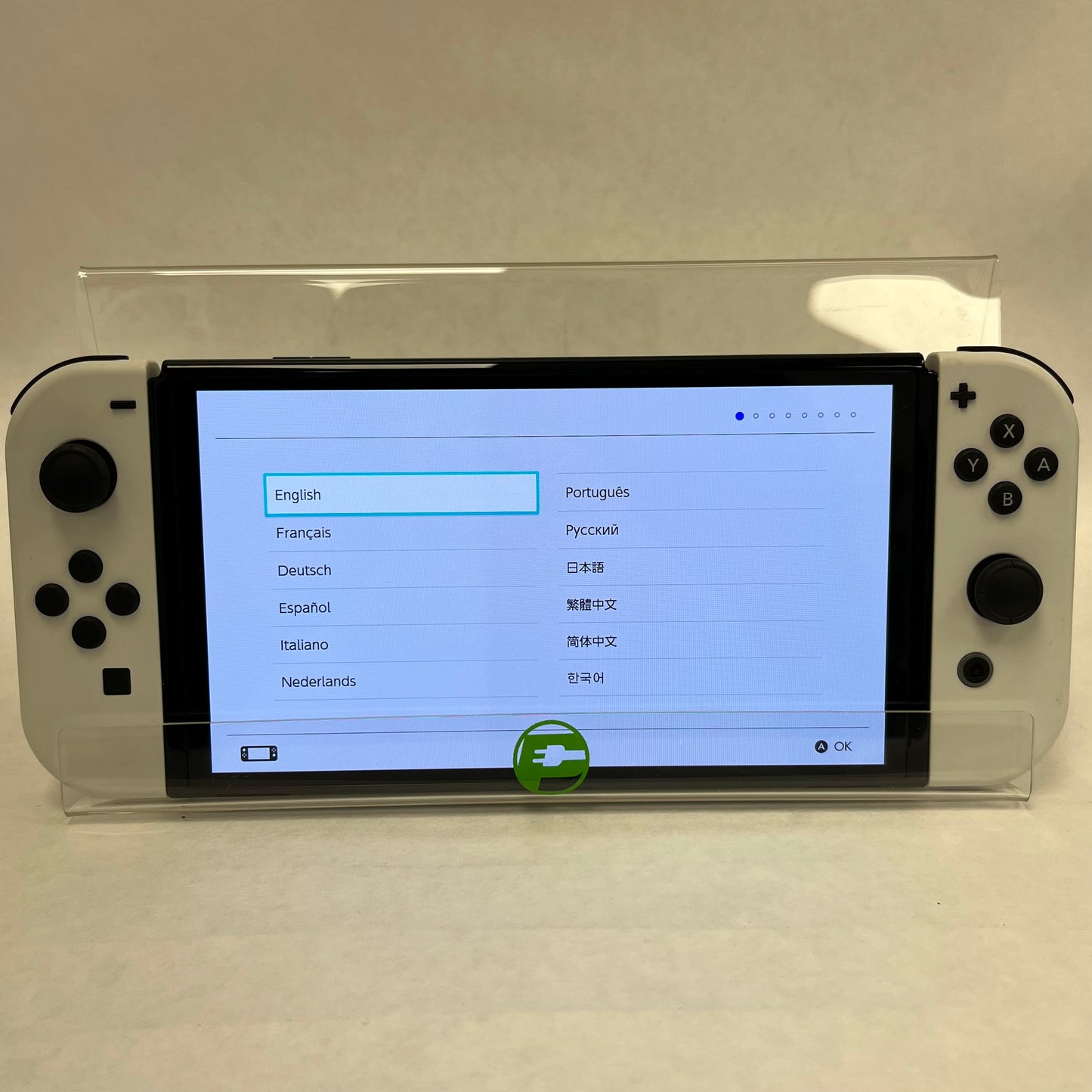 Nintendo Switch OLED Video Game Console HEG-001 Black/White