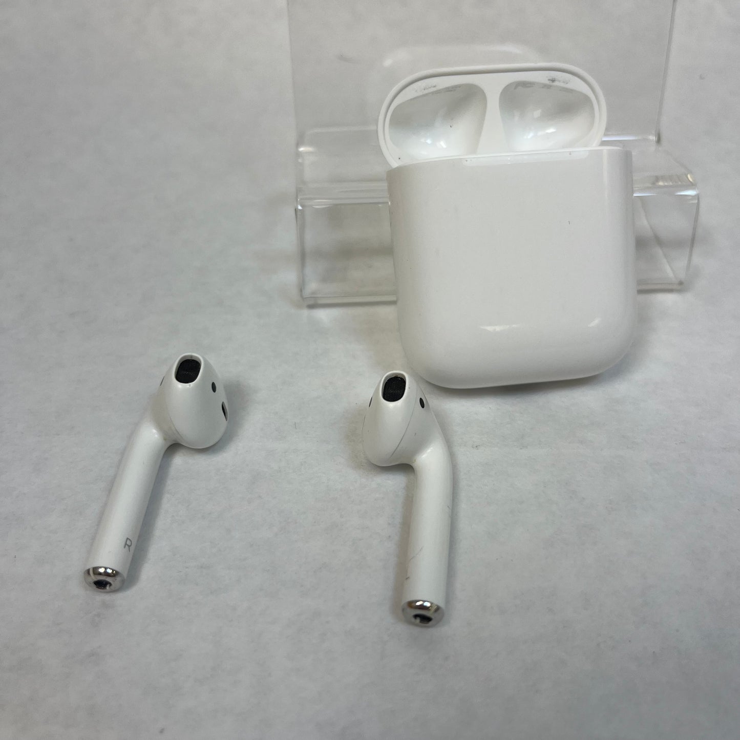 Apple AirPods 2nd Gen with Charging Case A2031 A2032 A1602