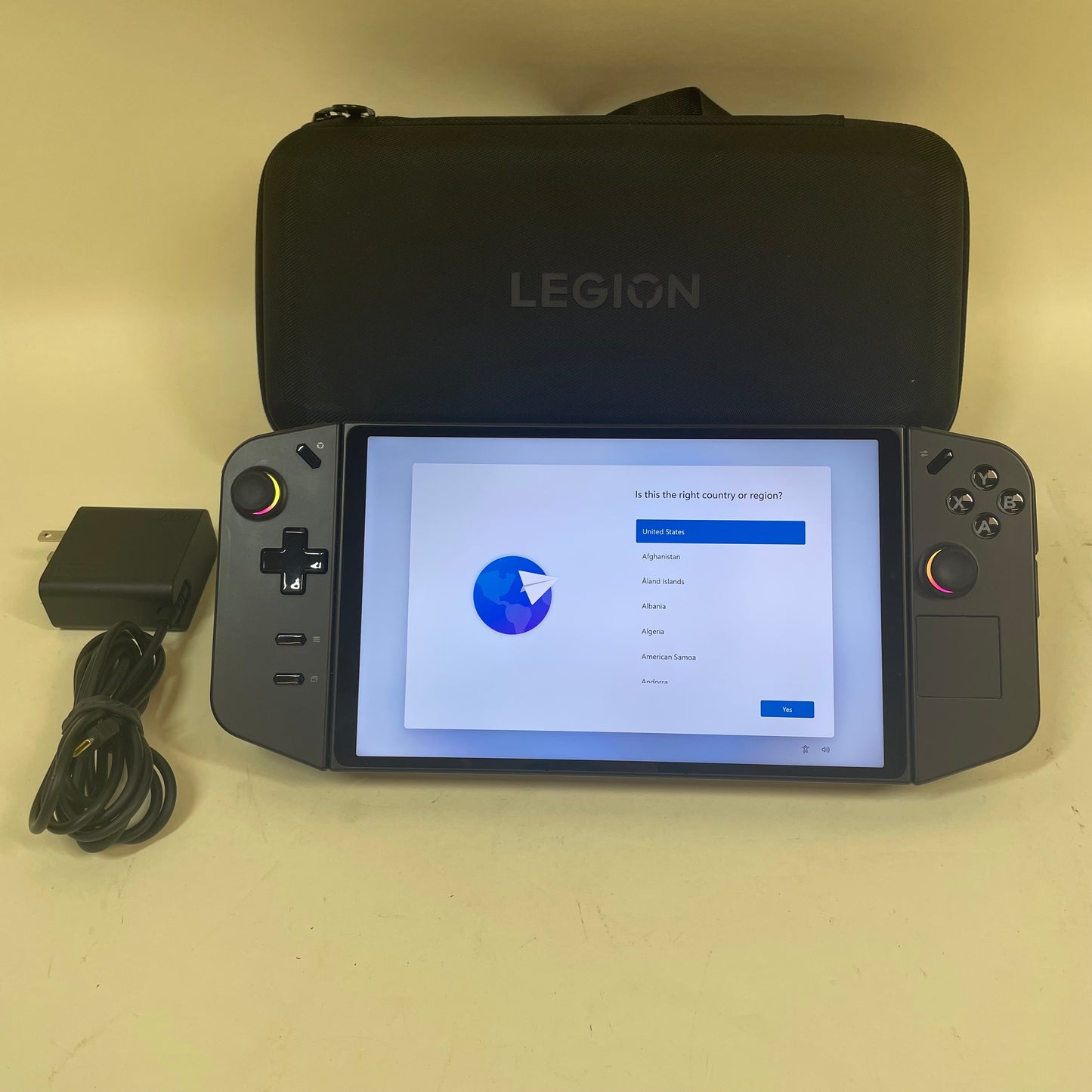 Lenovo Legion Go 2TB Handheld Gaming Console 8APU1 w/ Charger & Carrying Case