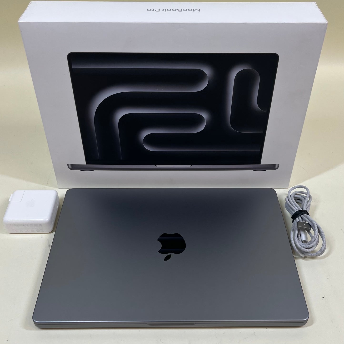 2023 Apple MacBook Pro 14" M3 10C GPU 4.0GHz 8GB RAM 512GB SSD A2918