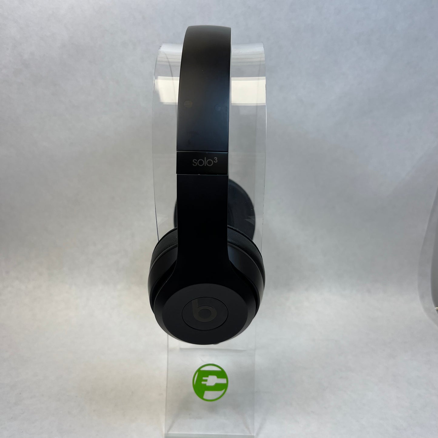 Beats Solo3 Wireless On-Ear Bluetooth Headphones Black ‎w/ Carry Case