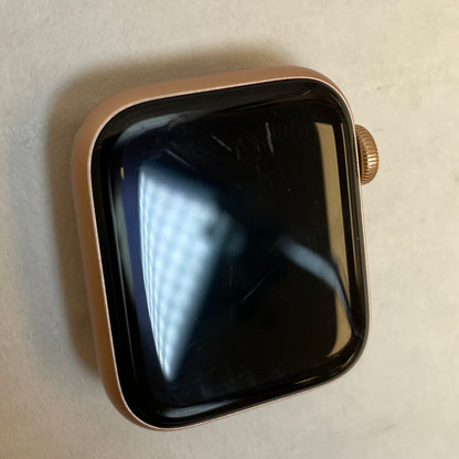 GPS Only Apple Watch SE 1st Gen 40MM Rose Gold Aluminum MKQ03LL/A