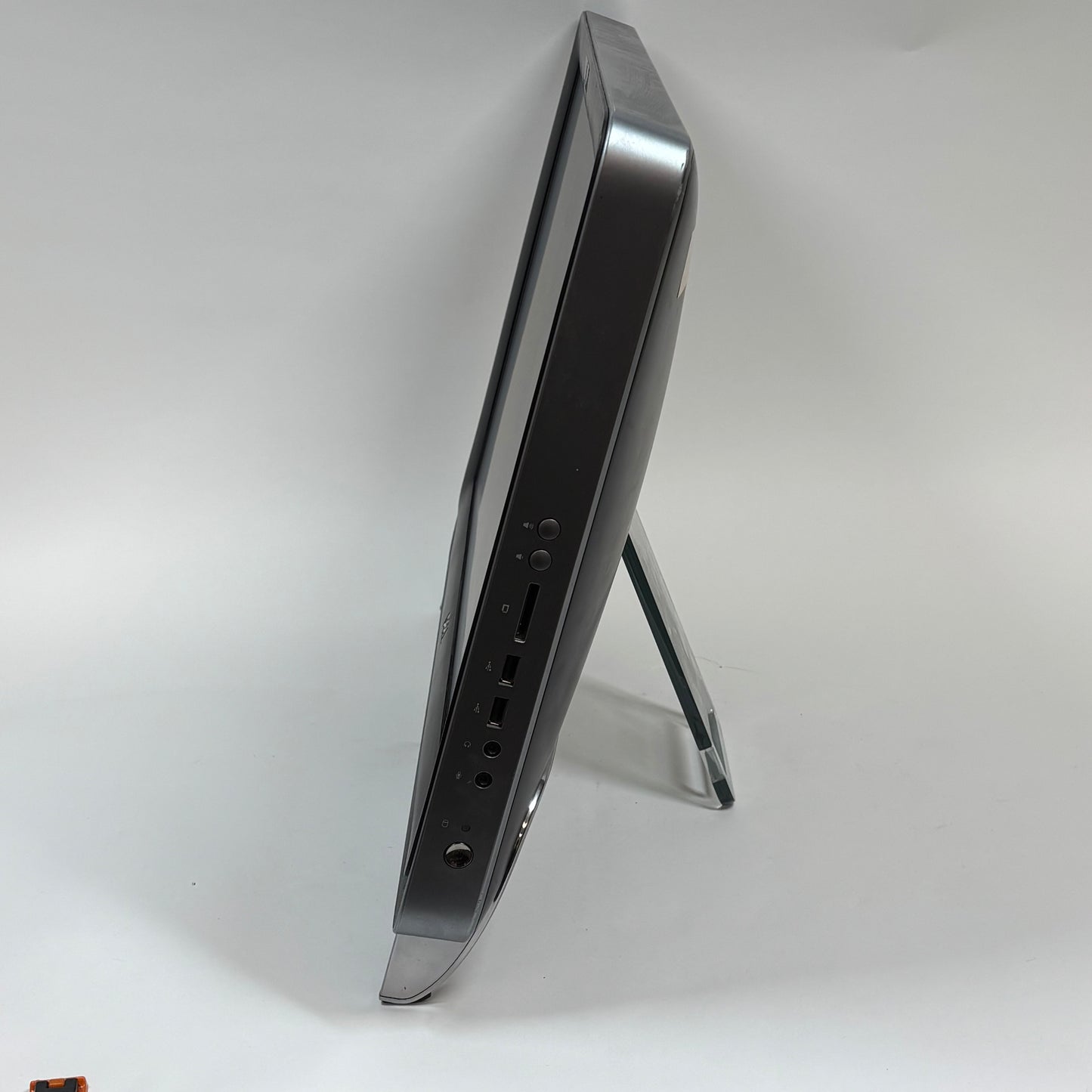 Desktop Vostro 330 W02C i3-M380 2.50GHz 8GB RAM 512GB SSD SSD