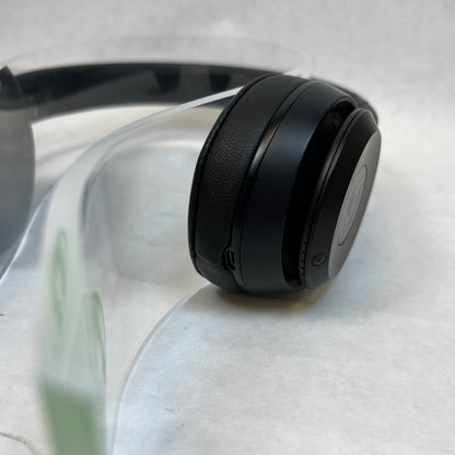 Beats Solo3 Wireless On-Ear Bluetooth Headphones Black ‎w/ Carry Case