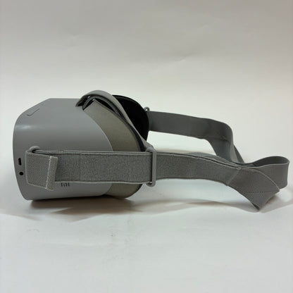 Oculus Go 32GB Standalone All-in-One VR Headset MH-A32