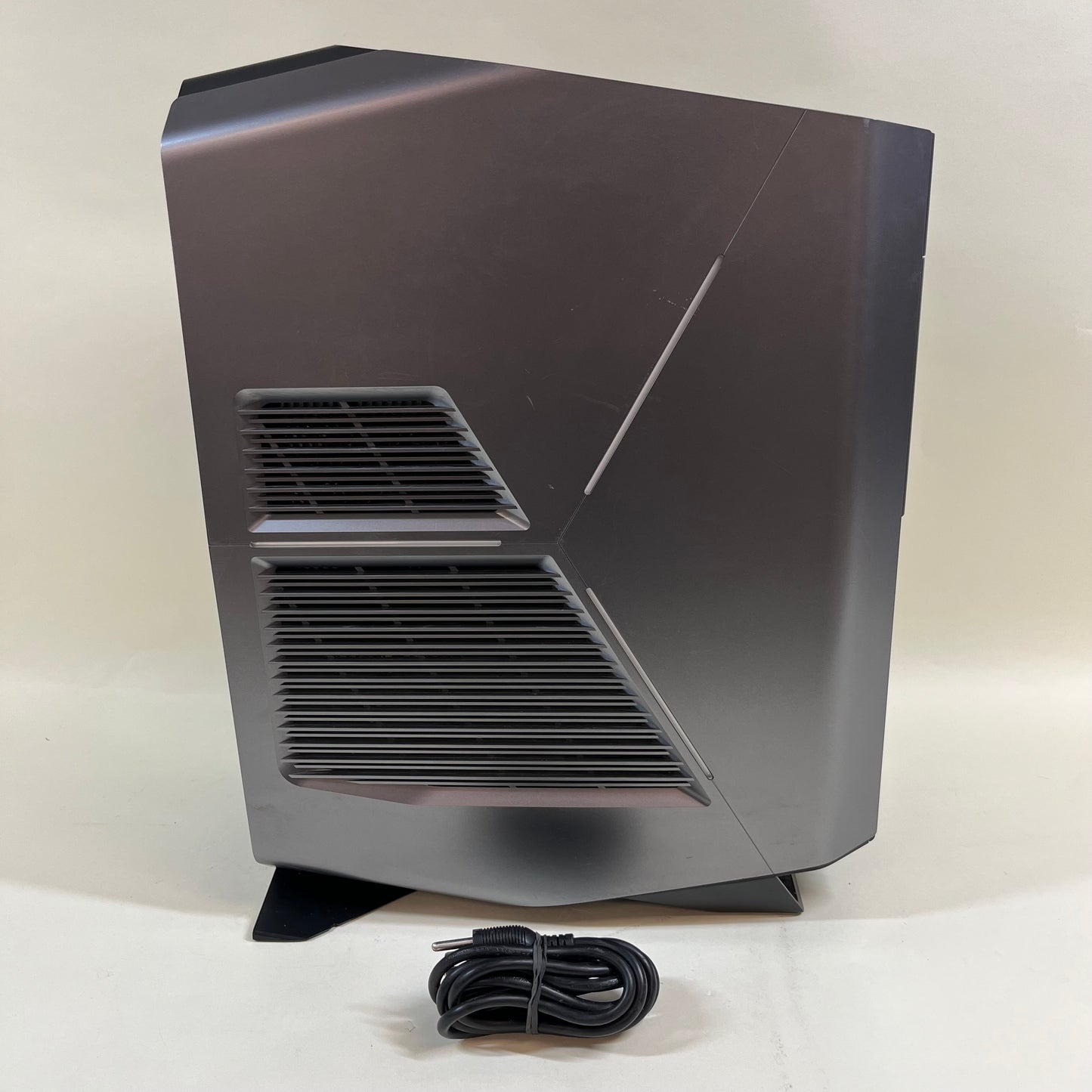 Alienware Aurora R7 i5-8400 2.80GHz 16GB RAM 1TB SSD Radeon RX 560