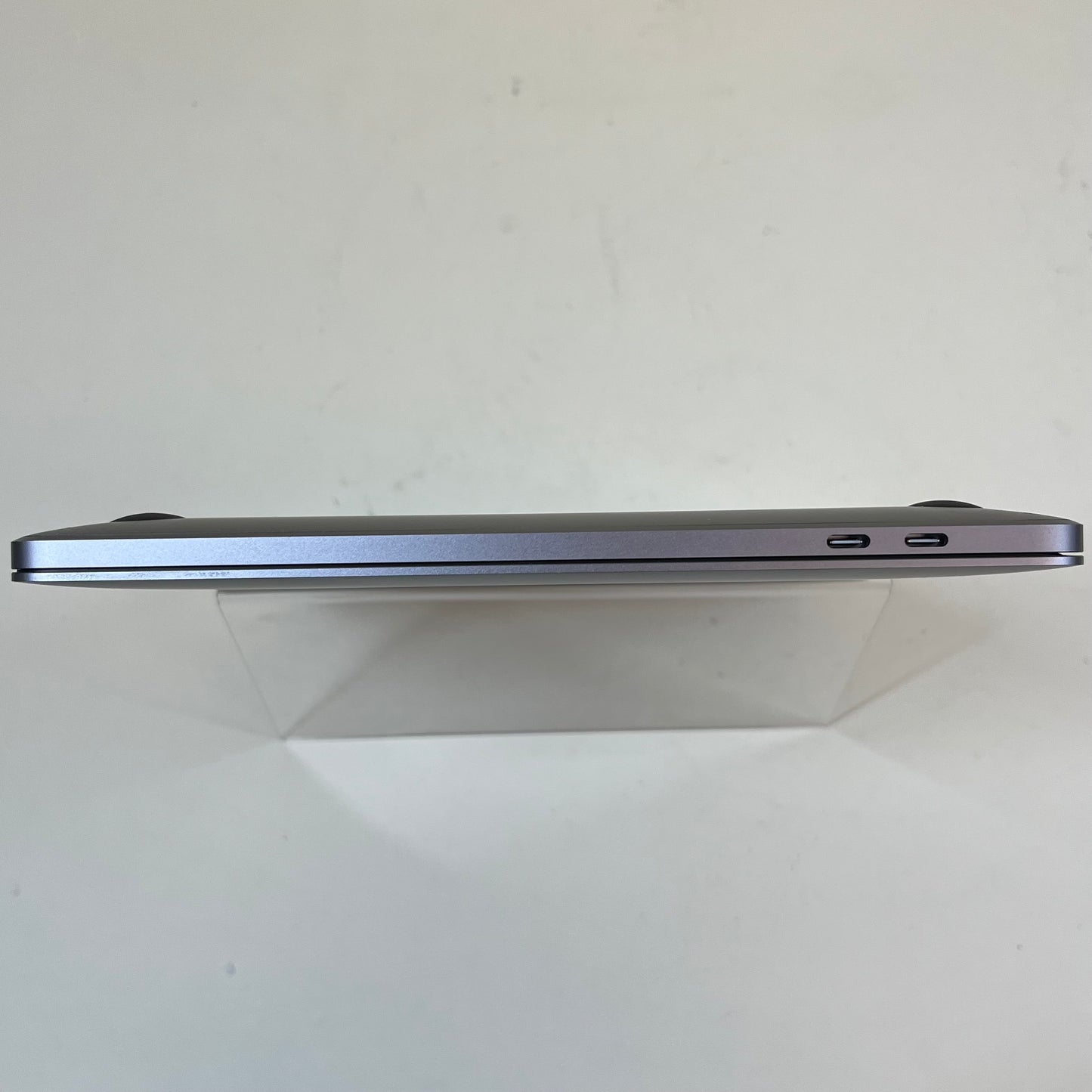 2020 Apple MacBook Pro 13.3" M1 8C GPU 3.2GHz 8GB RAM 256GB SSD A2338