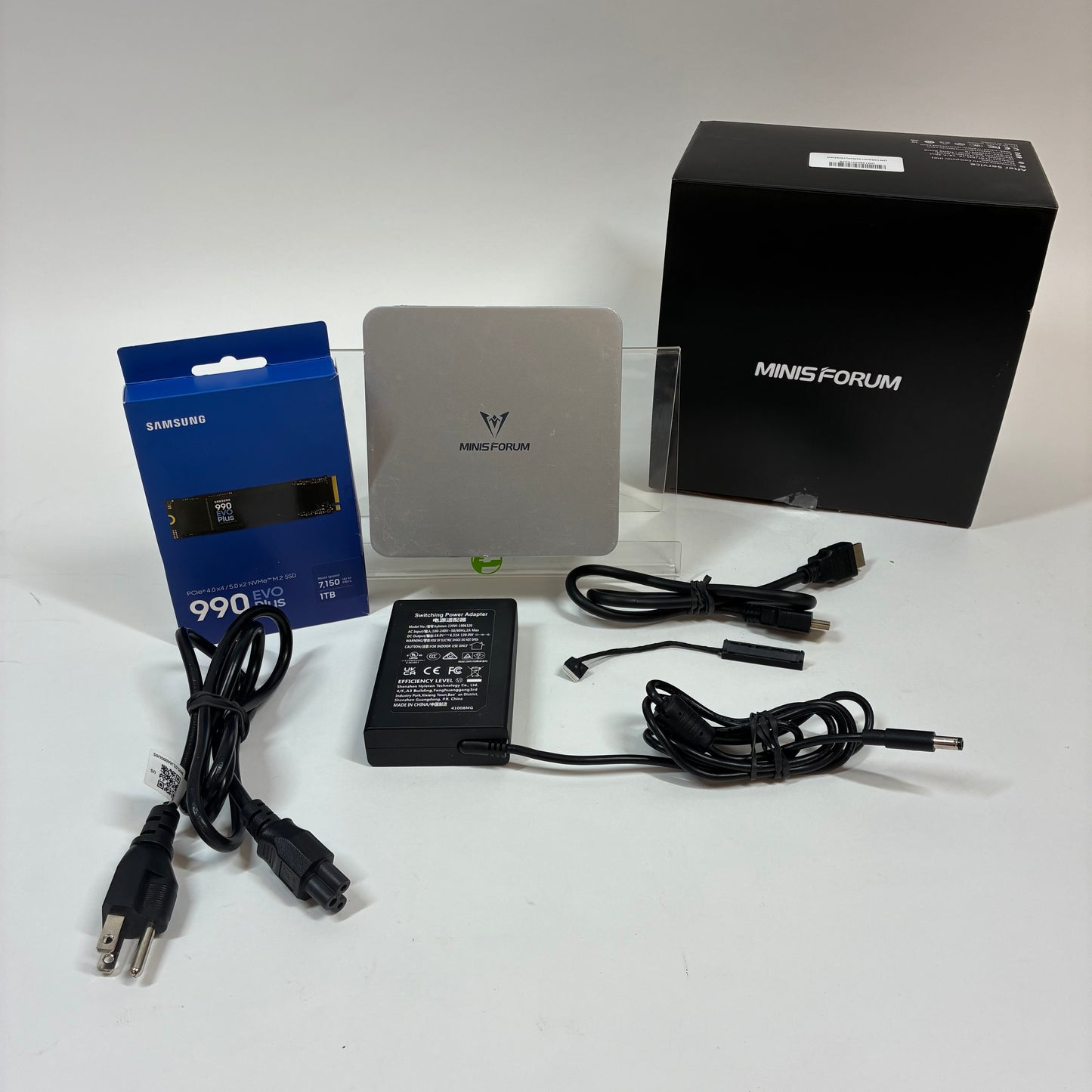 Minisforum MINI PC UN1290 i9-12900HK 2.50GHz 32GB RAM 1TB SSD