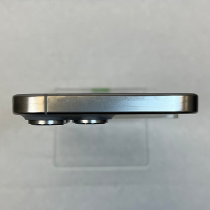 Unlocked Apple iPhone 16 Pro Max 256GB White Titanium MYW63LL/A