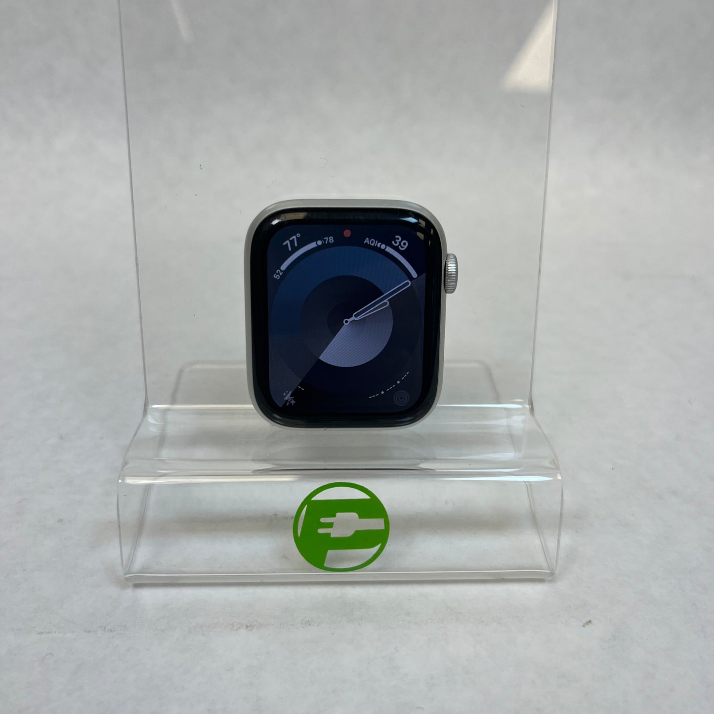 GPS Only Apple Watch SE 1st Gen 44MM Silver Aluminum A2352 Face Only