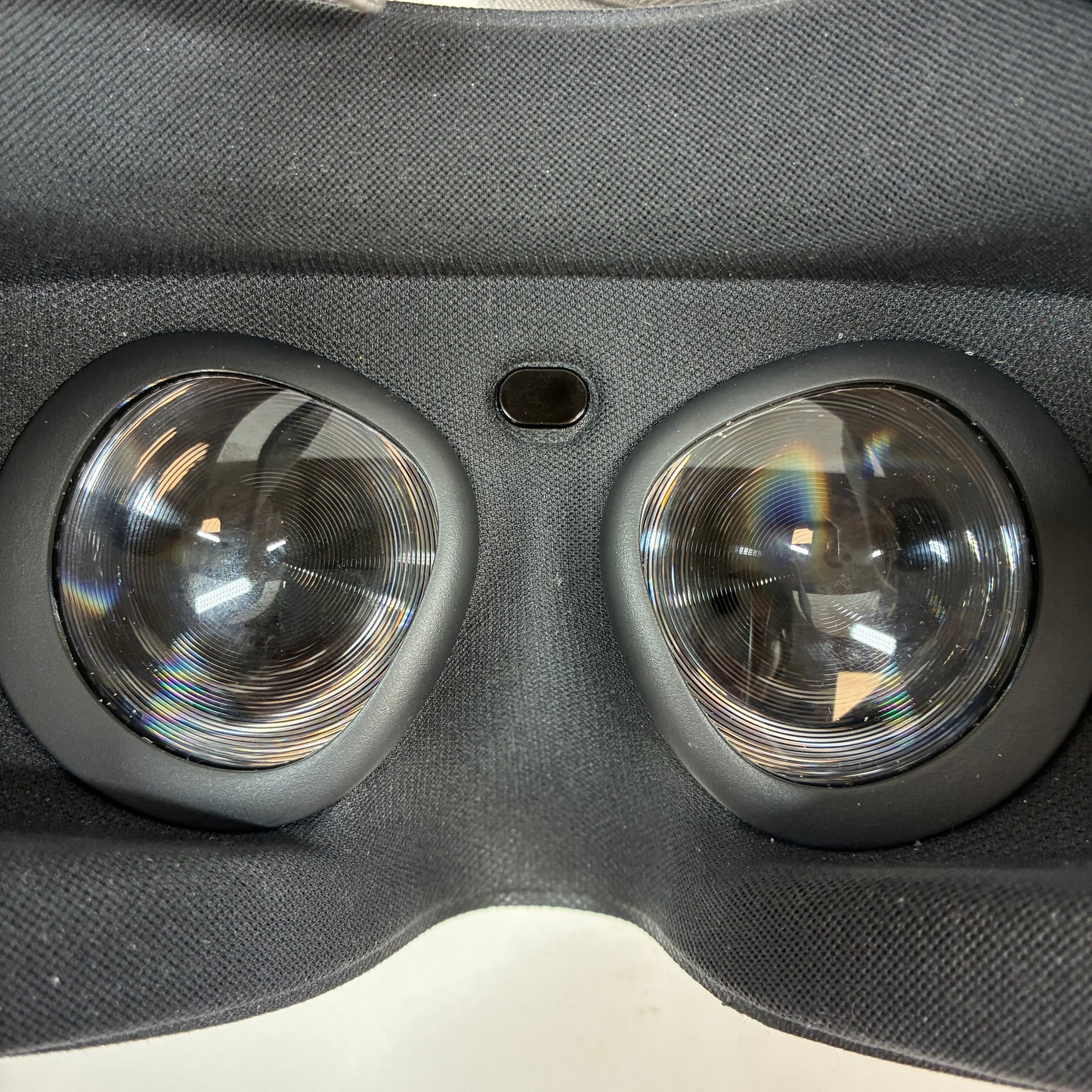 Oculus Go 32GB Standalone All-in-One VR Headset MH-A32