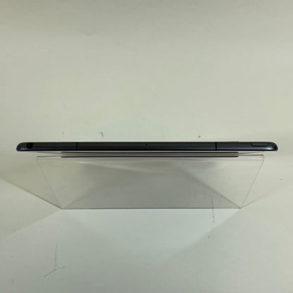 Unlocked Apple iPad Air 3rd Gen 256GB 18.0.1 Space gray MV1T2LL/A