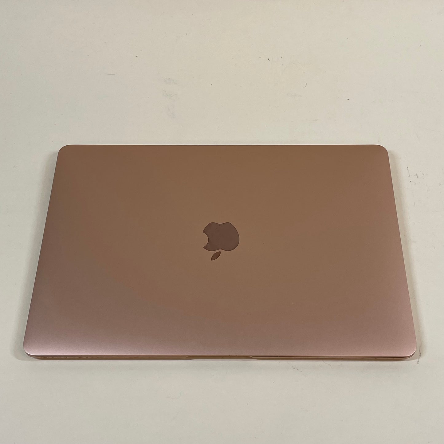 2020 Apple MacBook Air 13.3" M1 7C GPU 3.2GHz 8GB RAM 256GB SSD A2337
