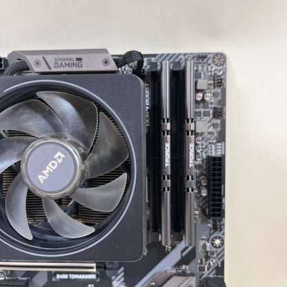MSI B450 TOMAHAWK AM4 ATX Ryzen 7 3700x Intel NVMe 1TB SSD T Force Vulcan Z DDR4