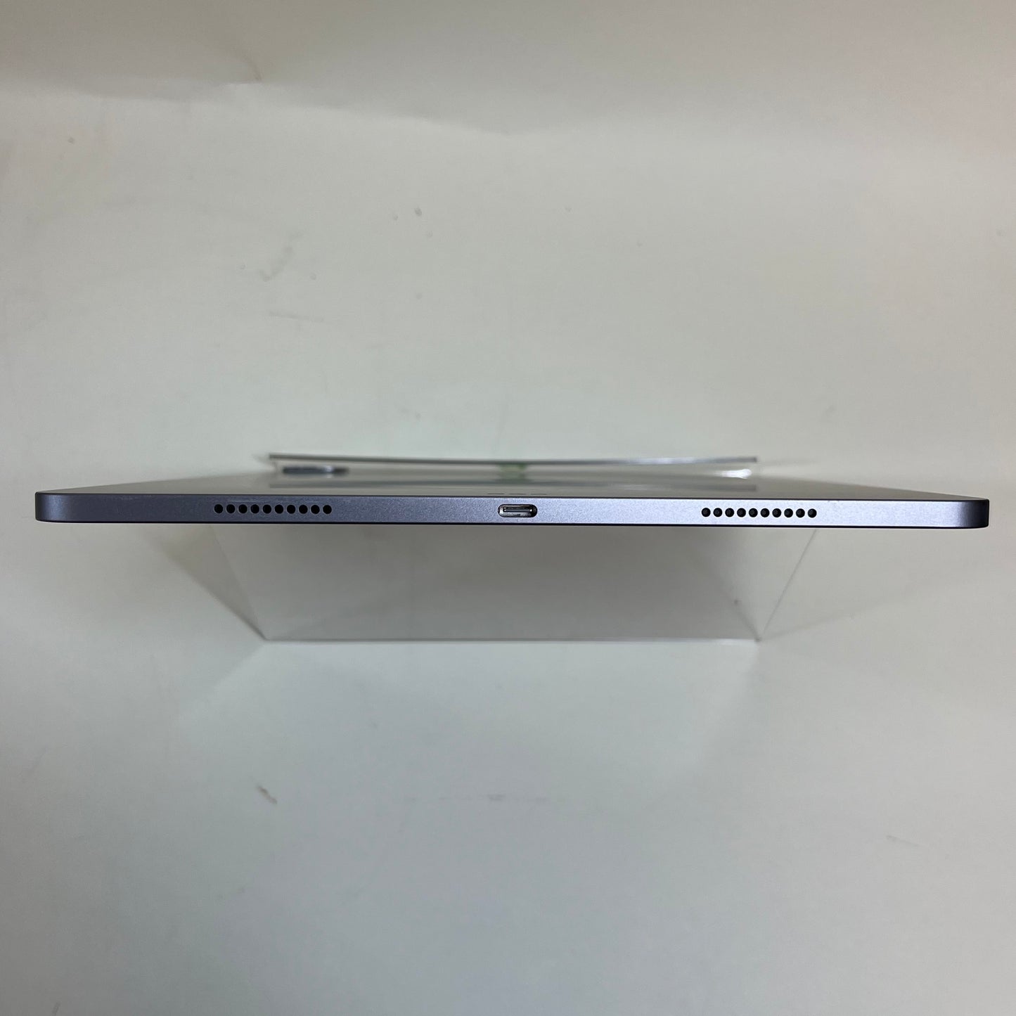 WiFi Only Apple iPad Pro 12.9" 6th Gen 128GB Space Gray MNXP3LL/A