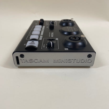 Tascam MiNiStudio Creator Computer Audio Interface US-42B