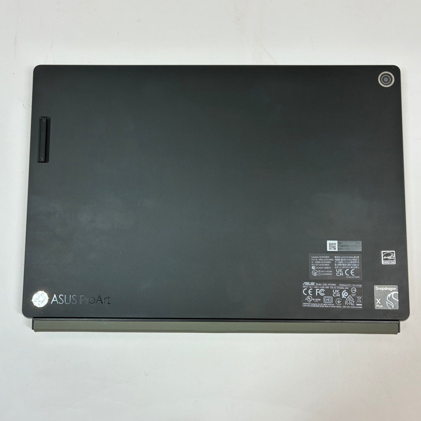 Asus ProArt PZ13 HT5306Q 13.3" Snapdragon X Plus 1.7GHz 16GB RAM 1TB SSD