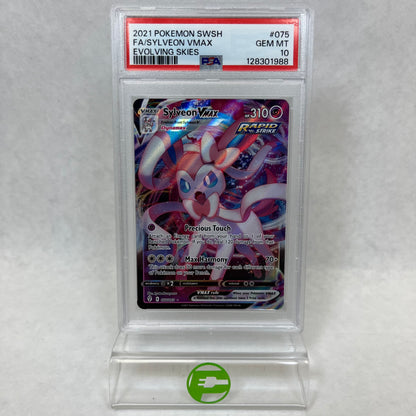 Pokémon TCG Evolving Skies Sylveon 075/203 Holo English PSA 10