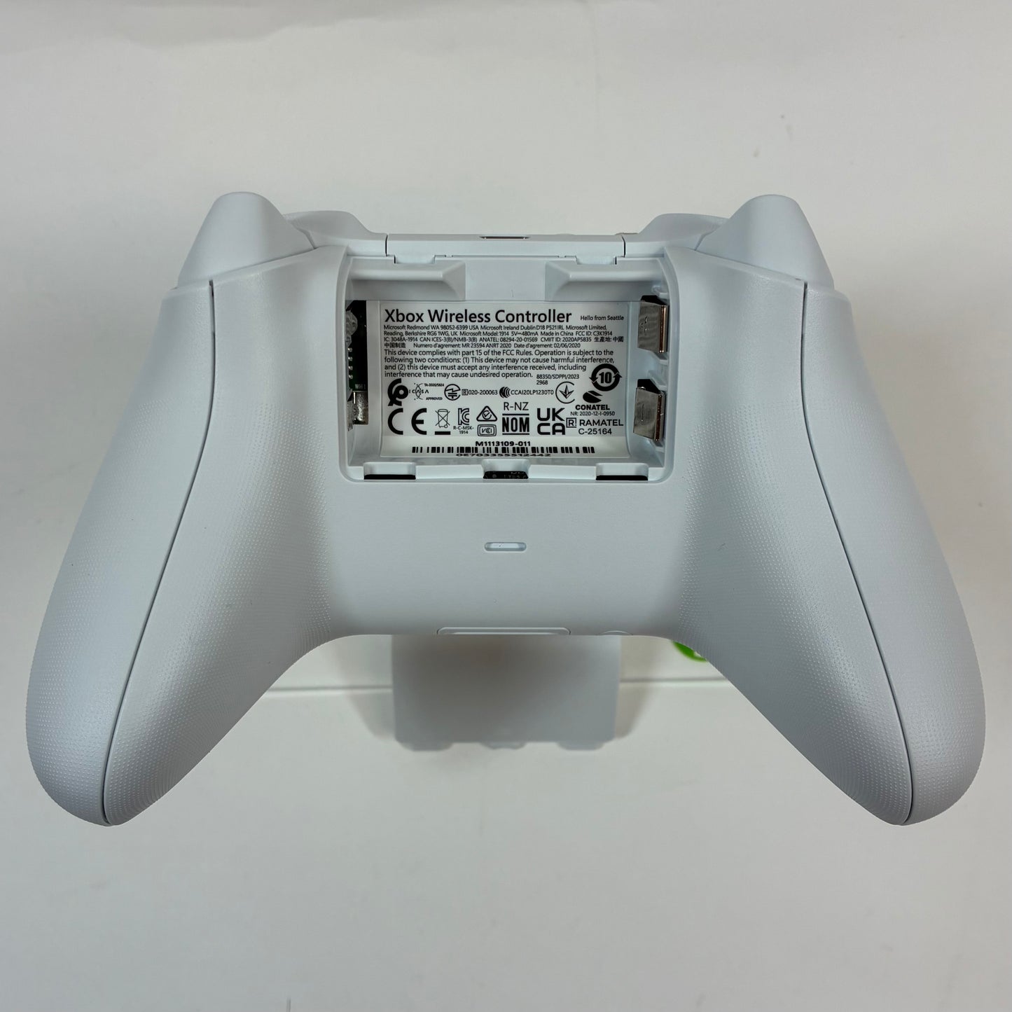 Microsoft Xbox Series S 512GB Console Gaming System Robot White 1883