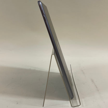 WiFi Only Apple iPad 6th Gen 128GB 16.4 Space gray MR7J2LL/A