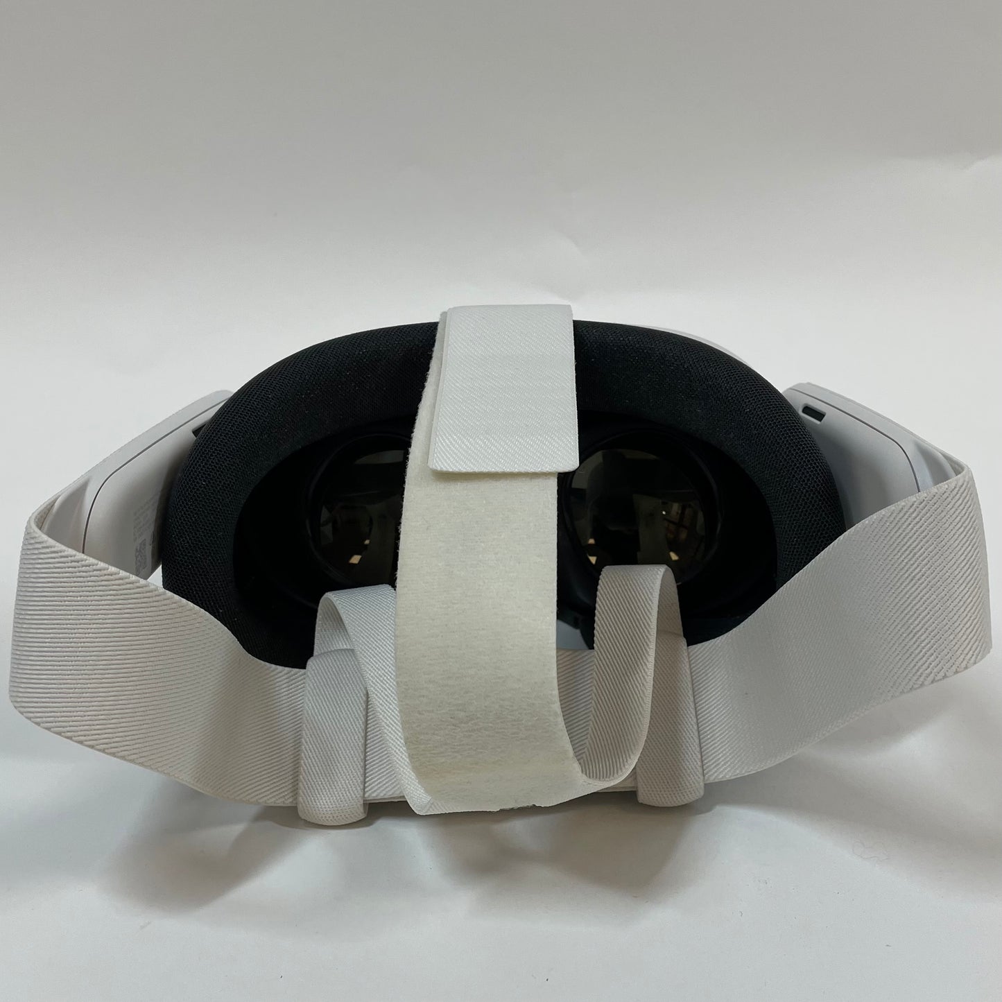 Meta Quest 3 128GB Standalone All-in-One VR Headset S3A