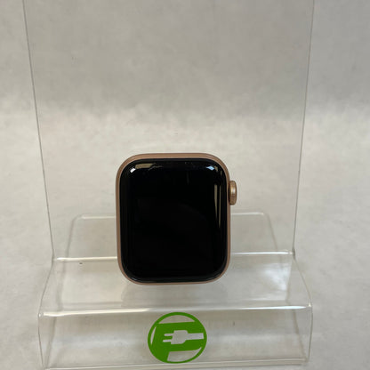 GPS Only Apple Watch SE 1st Gen 40MM Rose Gold Aluminum MKQ03LL/A