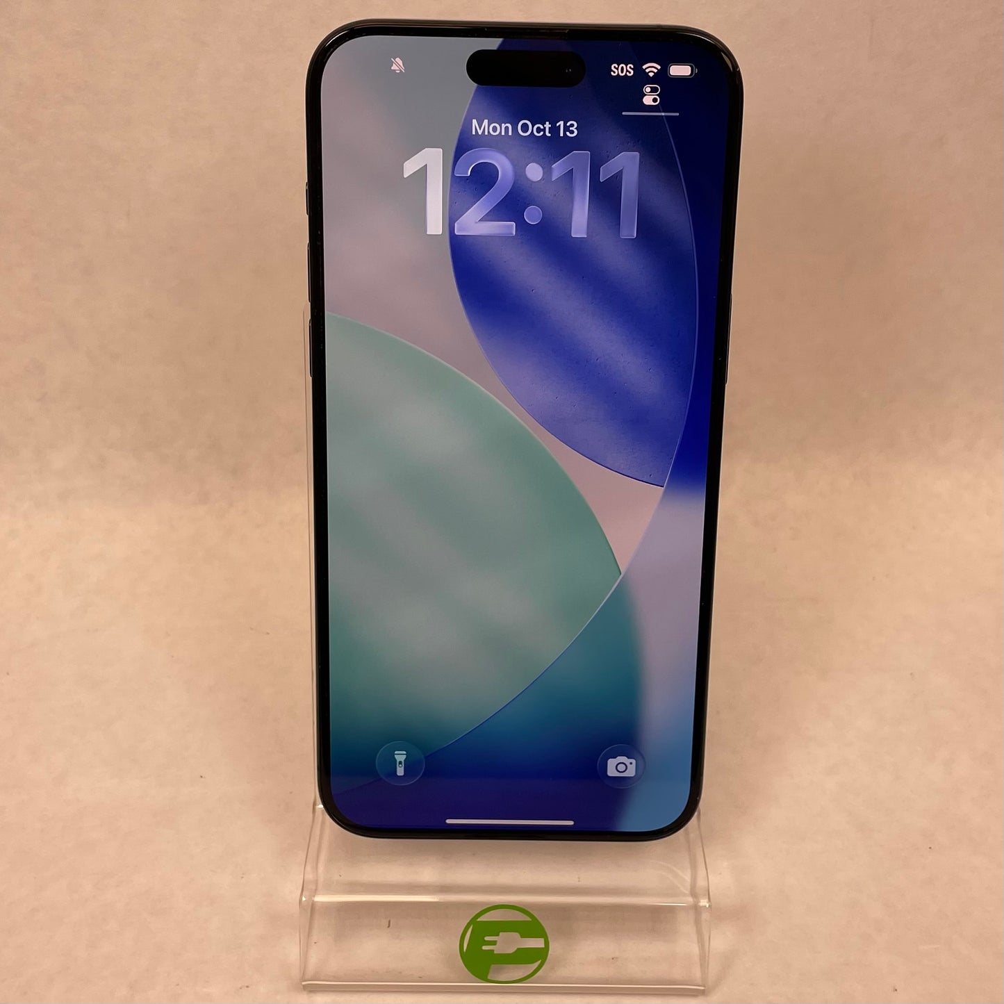 Unlocked Apple iPhone 15 Pro Max 256GB 26.0.1 Black MU663LL/A