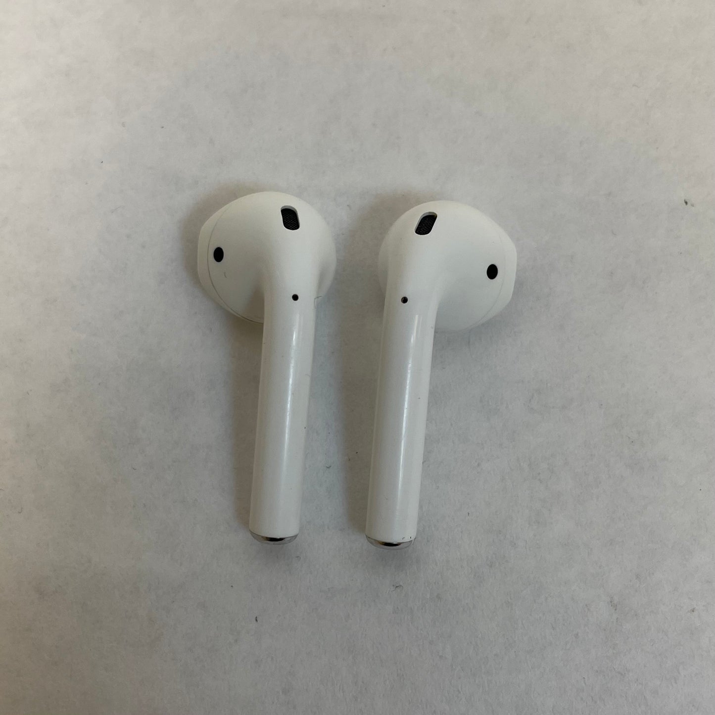 Apple AirPods 1st Gen with Charging Case A1722 A1523 A1602 A1602