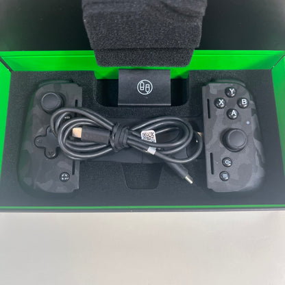 Razer Edge Handheld Gaming Device RZ45-0461 / Razer Kishi V2 Pro RZ06-0458