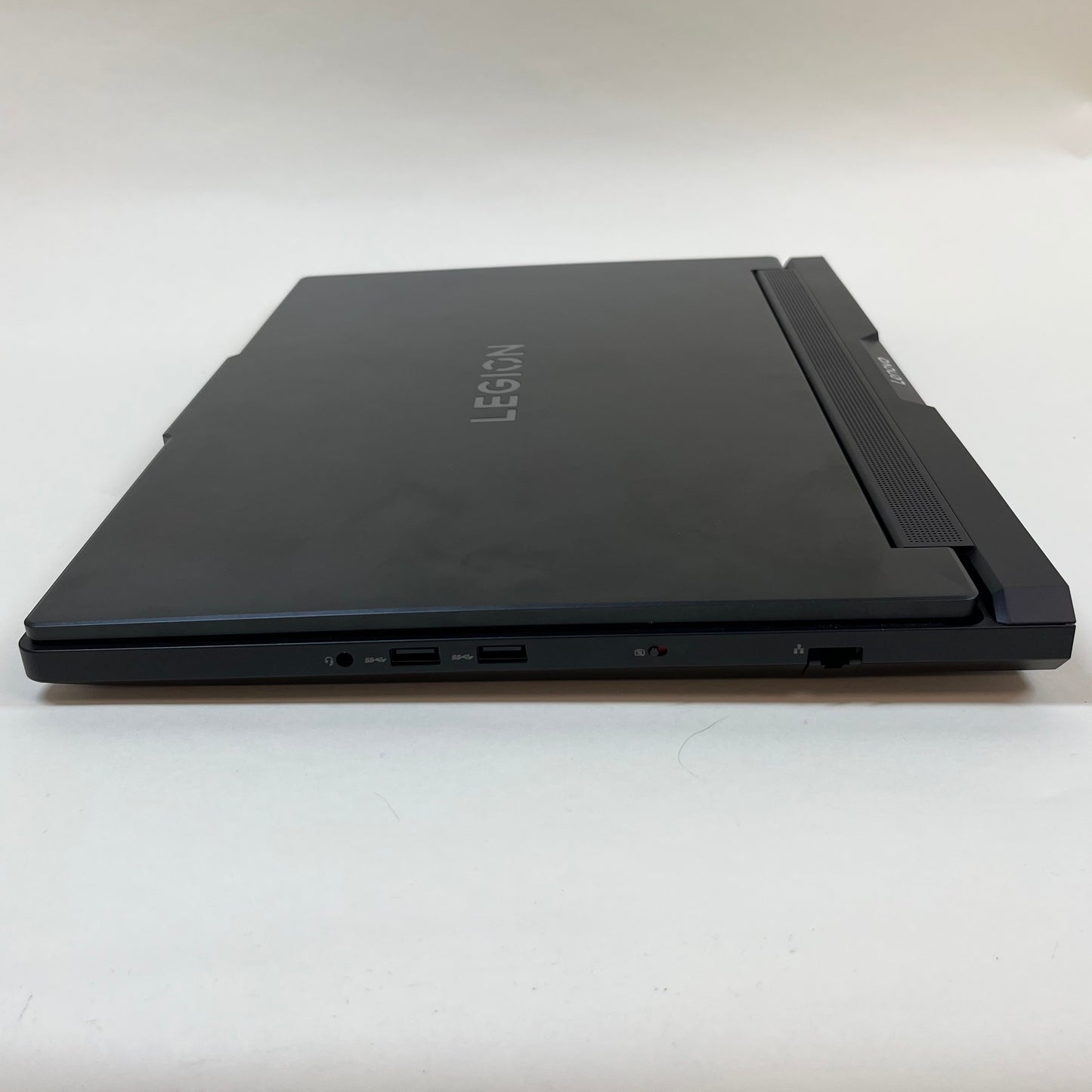 Lenovo Legion 7I GEN 10 Ultra 9 275HX 32GB RAM 1TB SSD Geforce RTX 5080