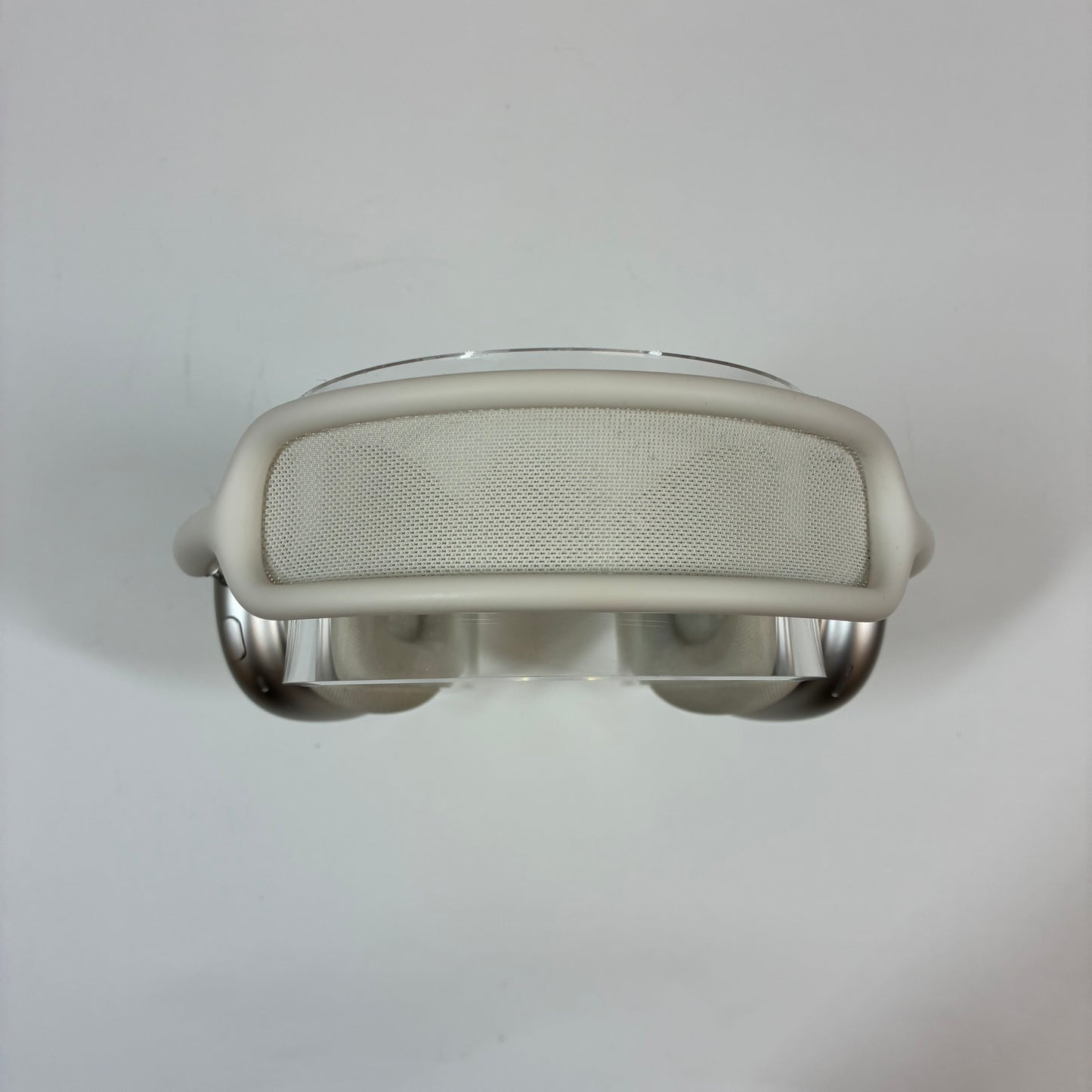 Apple AirPods Max USB-C Wireless Over-Ear Headphones Starlight MWW53AM/A A3184