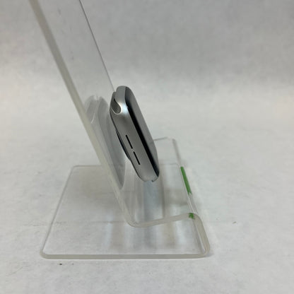 GPS Only Apple Watch SE 1st Gen 44MM Silver Aluminum A2352 Face Only