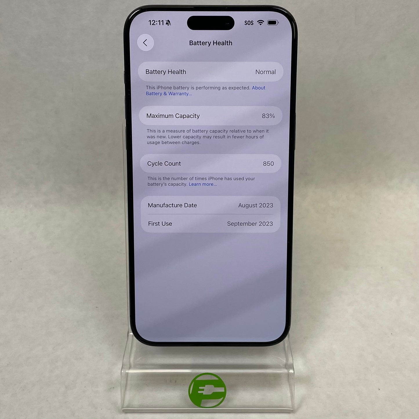 Unlocked Apple iPhone 15 Pro Max 256GB 26.0.1 Black MU663LL/A