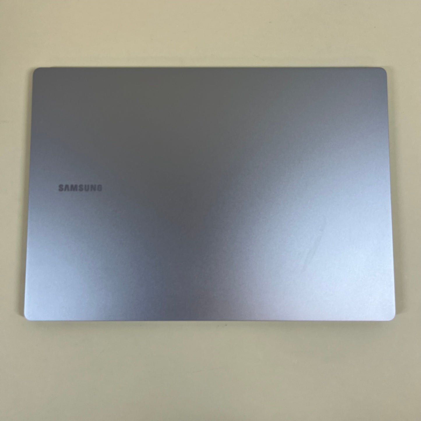 Samsung Galaxy Book4 Edge NP960XMA 16" Snapdragon X Elite 3.4GHz 16GB RAM 512GB